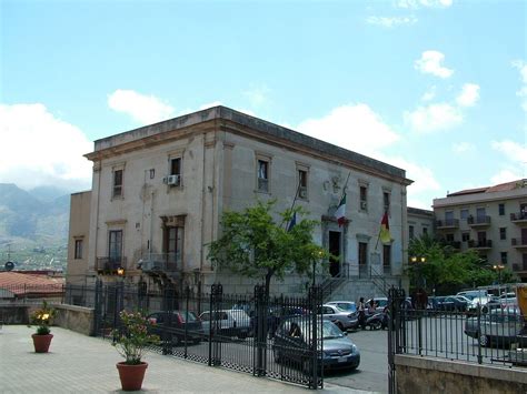 Termini Imerese - Wikipedia | Street view, Sicily, Street