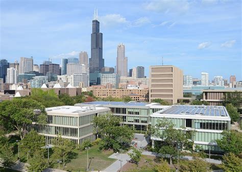 Best Colleges in Chicago