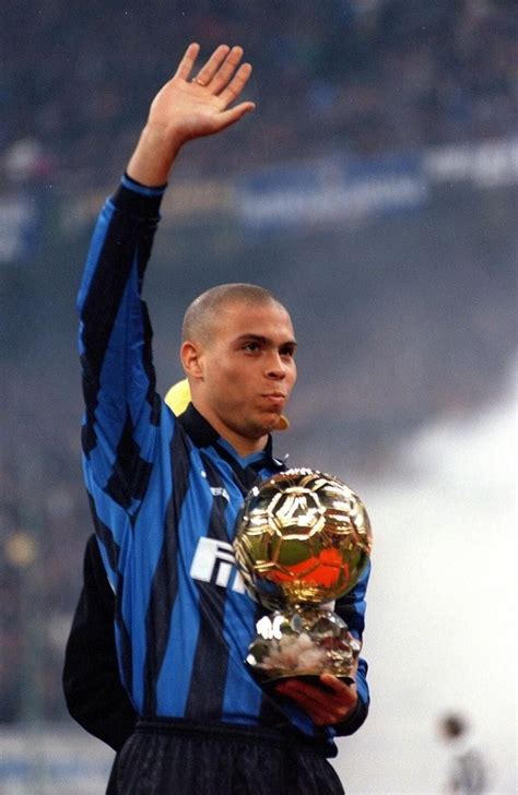 Ronaldo Ballon D'or 1997 | Photos de football, Joueur de football ...