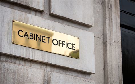 Pound up as cabinet reshuffle begins | Smart Currency Business