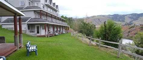 Yellowstone's Absaroka Lodge - Gardiner - United States