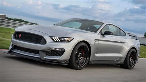 2020 Ford Mustang Shelby GT350R Debuts With GT500 Parts, New Colors