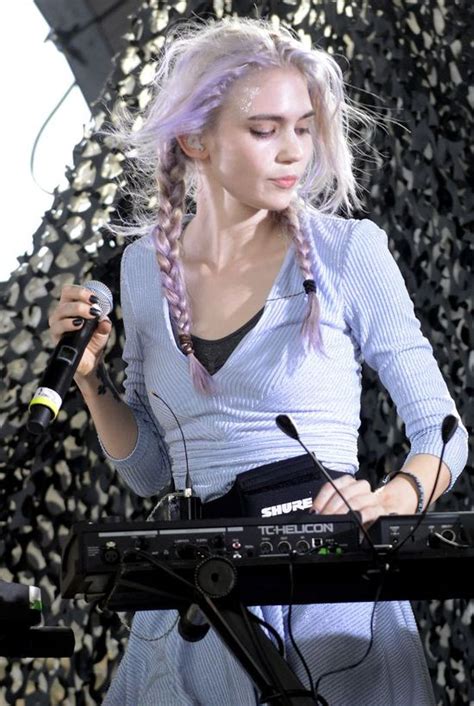 Grimes Is Officially Our New Hair Color Icon