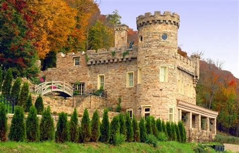 Berkeley Springs Castle - DISCOVER BERKELEY SPRINGS