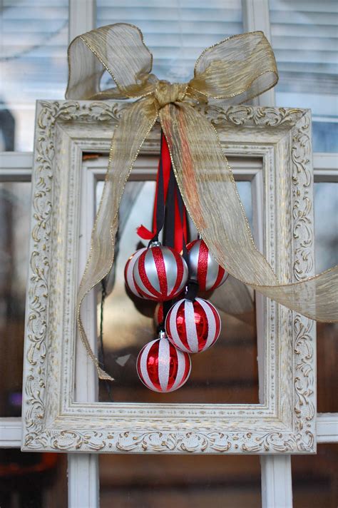 when skies are grey: Christmas Frame Wreath