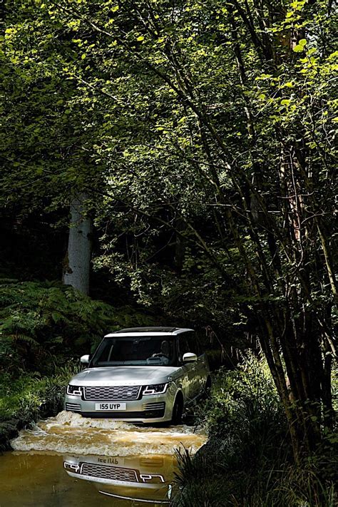 LAND ROVER Range Rover PHEV Specs & Photos - 2017, 2018, 2019, 2020, 2021, 2022, 2023, 2024 ...