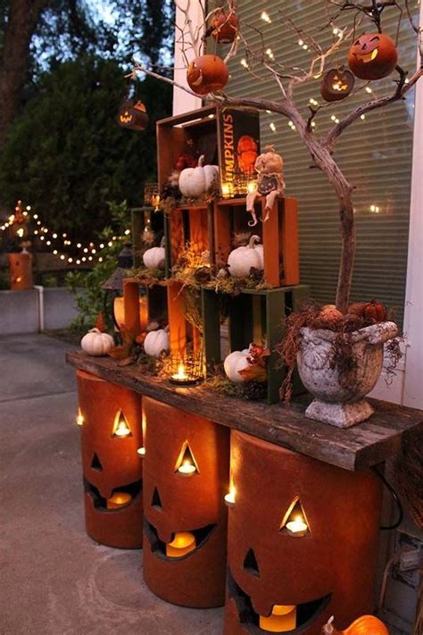 Halloween Garden Decorations DIY | Dreaming Gardens pub