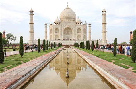 The Taj Mahal is about to introduce time restrictions for tourist visits | London Evening Standard