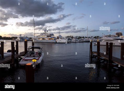 Yachts and power boats docked in the Bahia Mar Marina along Fort ...