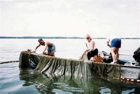 ‎Purse seining on Lake Mendota - UWDC - UW-Madison Libraries