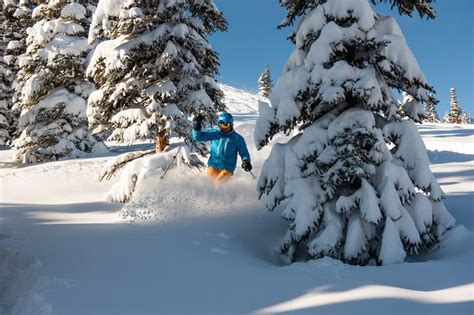 10 Epic Ski Resorts #Jasper #canada #ski | Ski resort, Ski season, Skiing