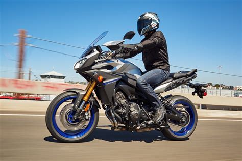 2015 - 2016 Yamaha FJ-09 - Picture 652806 | motorcycle review @ Top Speed