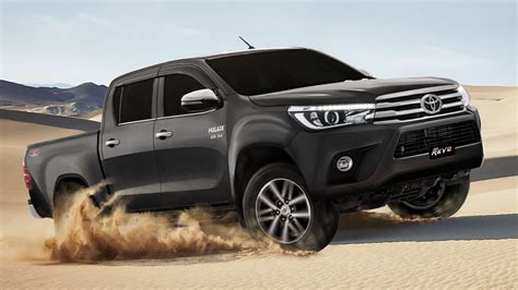 2018 Toyota Hilux Revo Launched with New 2.8L Engine — CarSpiritPK