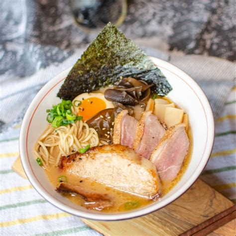 The Top 6 Essential Chicago Ramen Restaurants