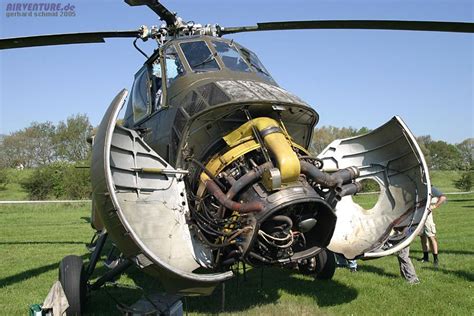 The engine bay of a Sikorsky S58. : r/aviation