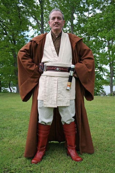 View topic - Jedi Master's Robe Tutorial, by SithariRog | Jedi costume, Star wars costumes, Jedi ...