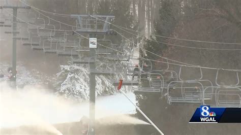 Snow at Ski Roundtop - YouTube