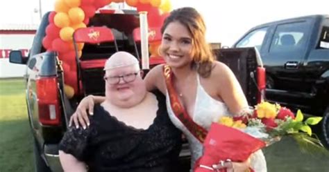 Popular girl gives friend with Down Syndrome homecoming crown, “She’s ...