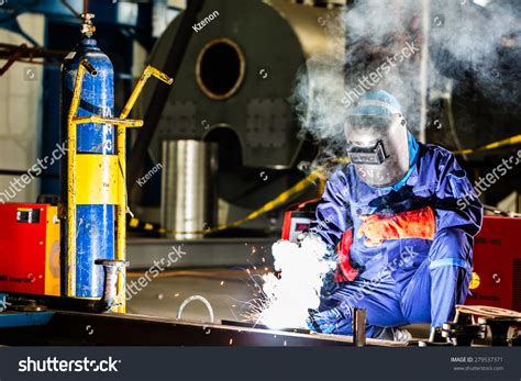 Welder Working Industrial Setting Manufacturing Steel Stock Photo ...