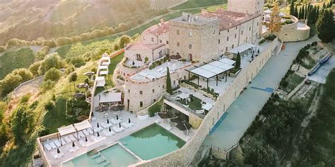 Italian Venues Guide | Wedding Villas, Castles & Borgos in Tuscany