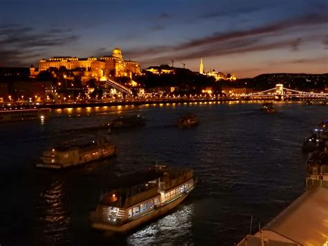 Budapest Dinner Cruise - Budapest River Cruise