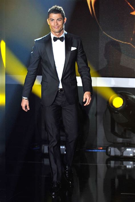 Ronaldo - Tux Black Tuxedo Suit, Ronaldo Photos, Foto Cristiano Ronaldo ...