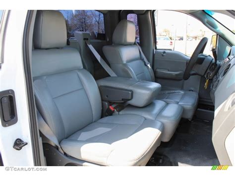 2006 Ford F150 XL Regular Cab interior Photos | GTCarLot.com