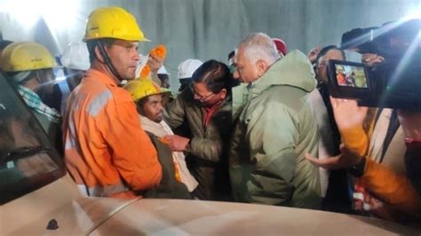 After 17 days, all 41 trapped workers rescued from Himalayan tunnel collapse, Indian officials ...