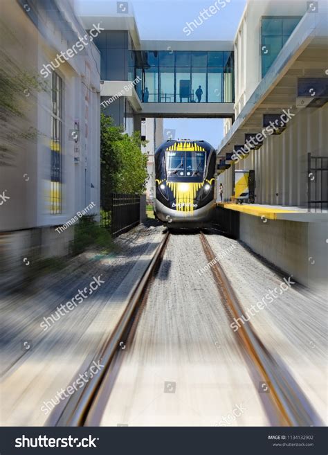 85 Brightline downtown miami Images, Stock Photos & Vectors | Shutterstock