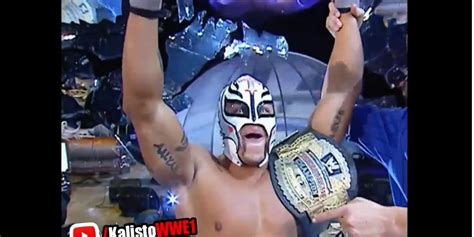 World Heavyweight Champion Rey Mysterio