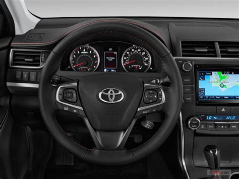 2017 Toyota Camry: 165 Interior Photos | U.S. News