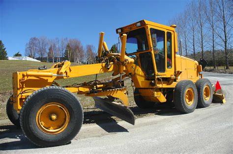 Operator Safety - Road Grader | Operator Safety Courses | Safety ...