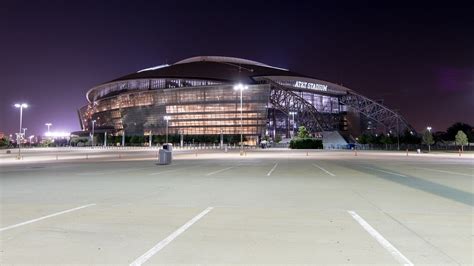 VIP Dallas Cowboys Stadium Tour Review - Two Traveling Texans