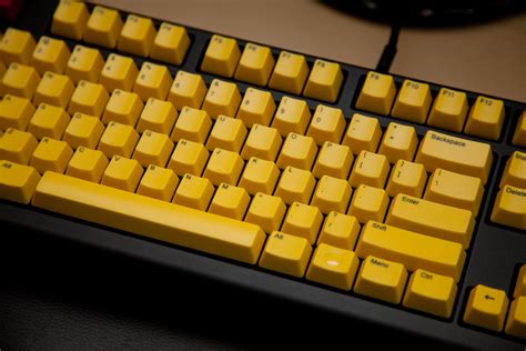 WASD Keyboard | A WASD Keyboard semi-custom with yellow keys… | Flickr