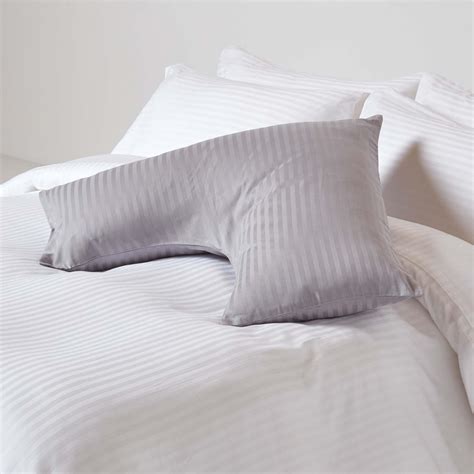 Egyptian Cotton V Shaped Pillow Cases Luxury 330 TC 500 TC Equivalent | eBay