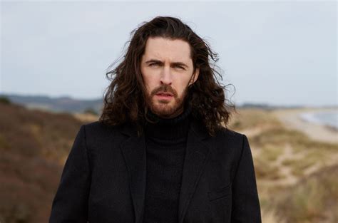 Hozier Thanks OVO Arena For Response to Flap Over 'Free Palestine' Scarf