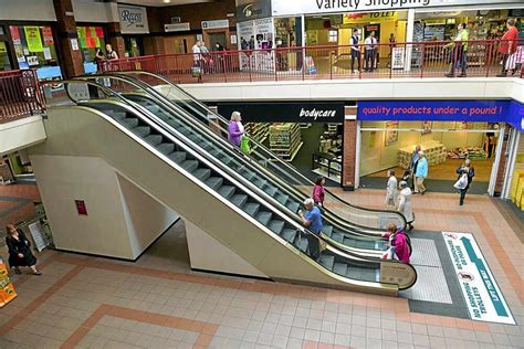 Campaign to cut accidents on escalators | Express & Star