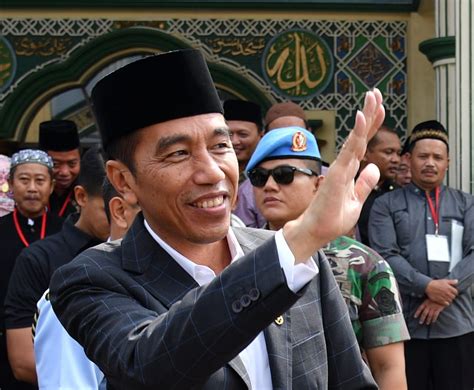 Selamat Ulang Tahun, Pak Jokowi Presiden Hebat