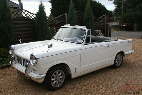 TRIUMPH HERALD 1200 WHITE