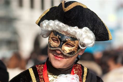 The origins of the Carnevale of Venice? | Do Bianchi