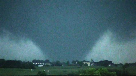 Wedge Tornado near Krum, TX: May 7, 2015 - YouTube