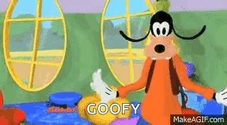 Mickey Mouse Clubhouse Goofy GIF - Mickey Mouse Clubhouse Goofy Dancing ...