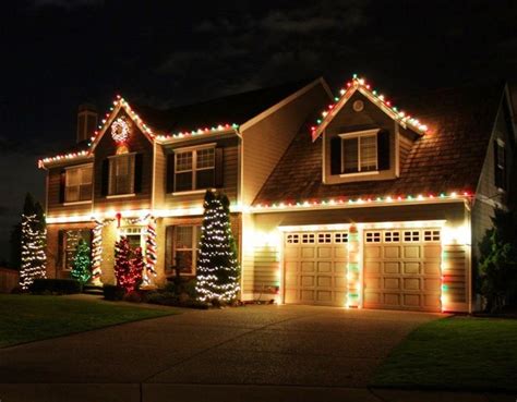 The Best 40 Outdoor Christmas Lighting Ideas That Will Leave You Breathless | Exterior christmas ...