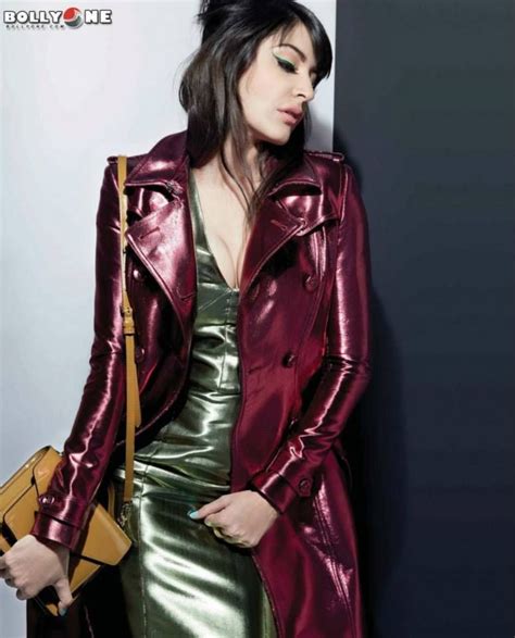 anushka | Leather jacket outfits, Anushka sharma, Grazia magazine