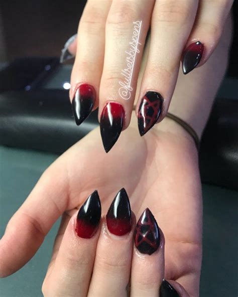 Red and black stiletto vampire nails. Pic by fullsetsbyspens | Vampire ...