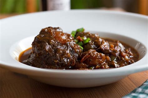 Tantalizing Jamaican Oxtail Recipe Without A Pressure Cooker - Wecipesgresg