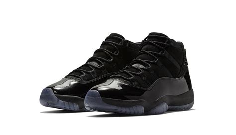 Air Jordan 11 Blackout "Cap And Gown" - Le Site de la Sneaker