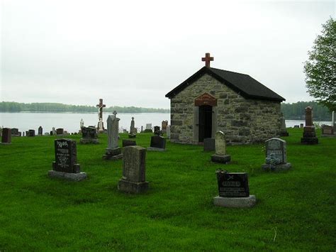 Glen Walter (Precious Blood) Cemetery | Cemetery Details | CWGC