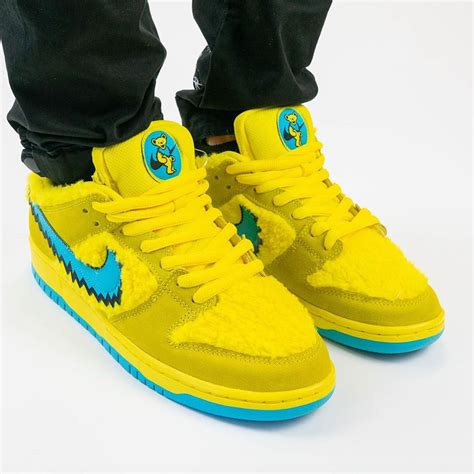 Grateful Dead Nike SB Dunk Low Opti Yellow Release Info | SneakerNews.com