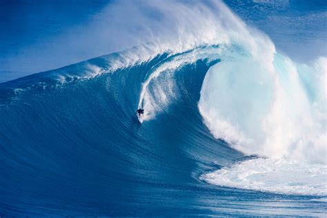 The 14 Biggest Waves Ever Surfed #14 is Terrifying! – Page 7 – BiggestVerse